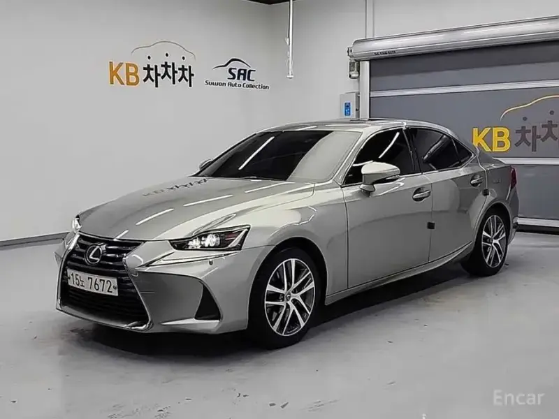 2018 Lexus IS с пробегом 92 396 км