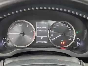 2018 Lexus IS с пробегом 92 396 км