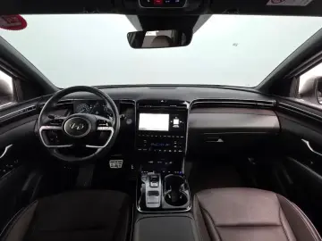2023 Hyundai Tucson с пробегом 13 932 км
