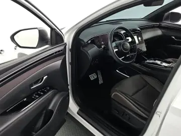 2023 Hyundai Tucson с пробегом 13 932 км