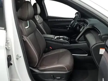 2023 Hyundai Tucson с пробегом 13 932 км