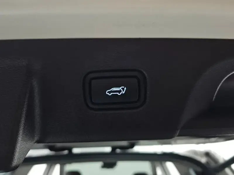 2023 Hyundai Palisade с пробегом 25 392 км