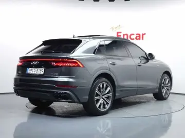2021 Audi Q8 с пробегом 41 853 км