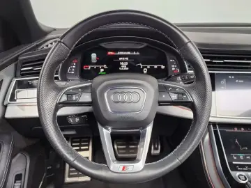 2021 Audi Q8 с пробегом 41 853 км