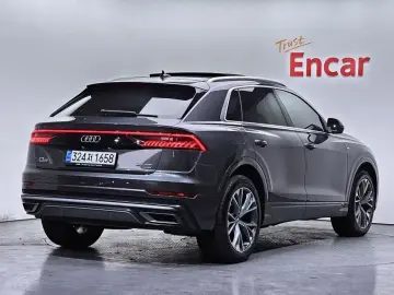2021 Audi Q8 с пробегом 87 635 км