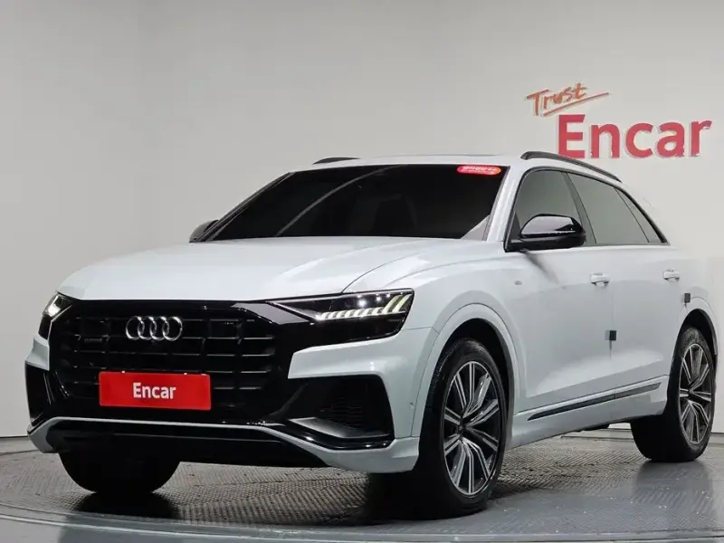 2021 Audi Q8 с пробегом 90 358 км