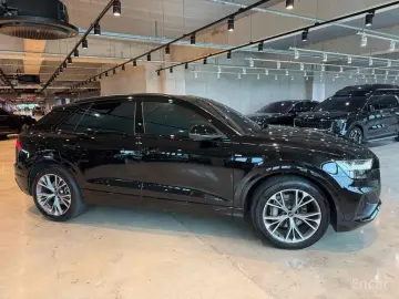 2022 Audi Q8 с пробегом 26 000 км