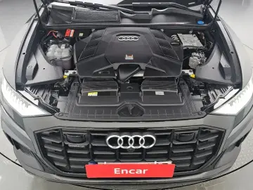 2023 Audi Q8 с пробегом 36 770 км