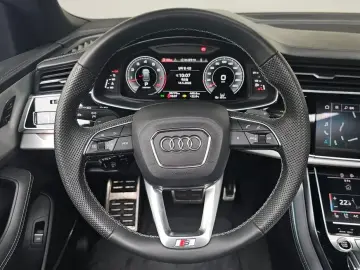 2023 Audi Q8 с пробегом 36 770 км