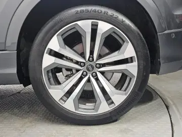 2023 Audi Q8 с пробегом 36 770 км