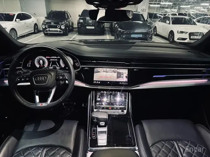 2022 Audi Q8 с пробегом 34 459 км