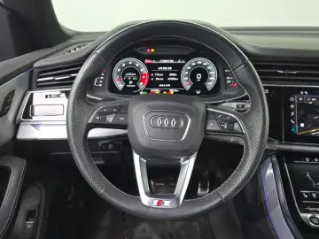 2021 Audi Q8 с пробегом 47 250 км