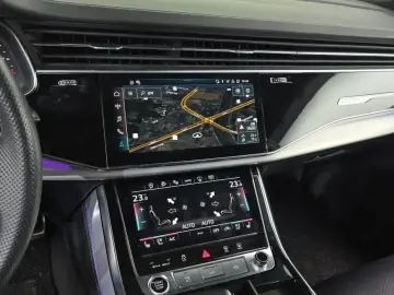 2021 Audi Q8 с пробегом 47 250 км