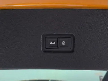 2021 Audi Q8 с пробегом 47 250 км