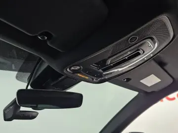 2023 Audi Q8 с пробегом 63 280 км