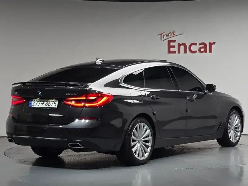 2023 BMW 6 серии с пробегом 71 933 км