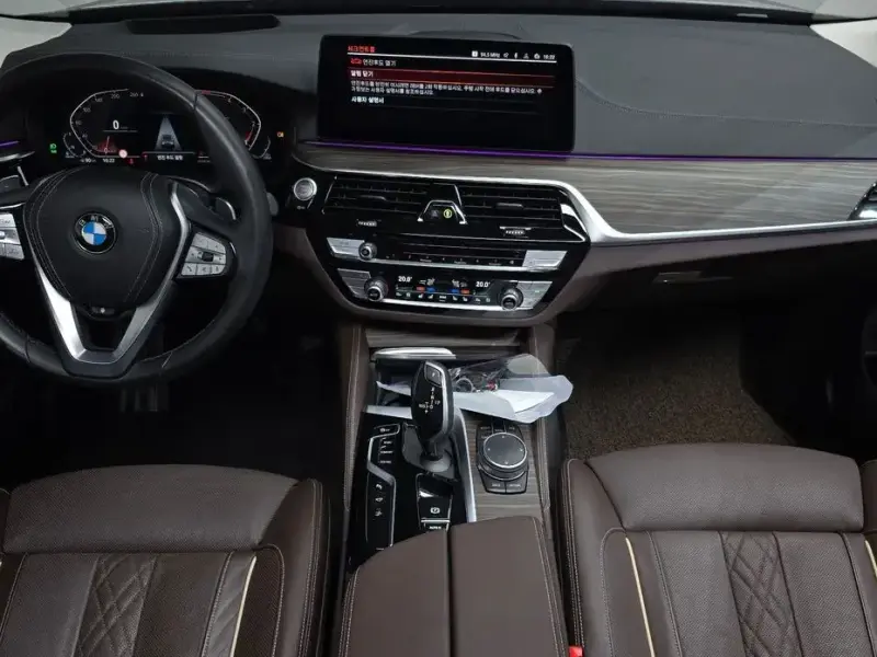 2023 BMW 6 серии с пробегом 71 933 км