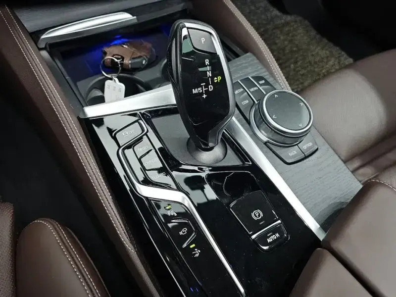 2021 BMW 6 серии с пробегом 51 039 км
