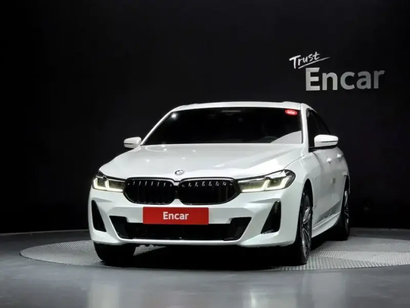 2022 BMW 6 серии с пробегом 62 898 км