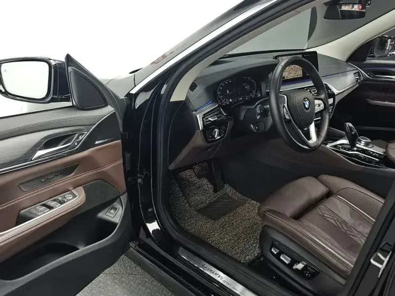 2021 BMW 6 серии с пробегом 51 039 км