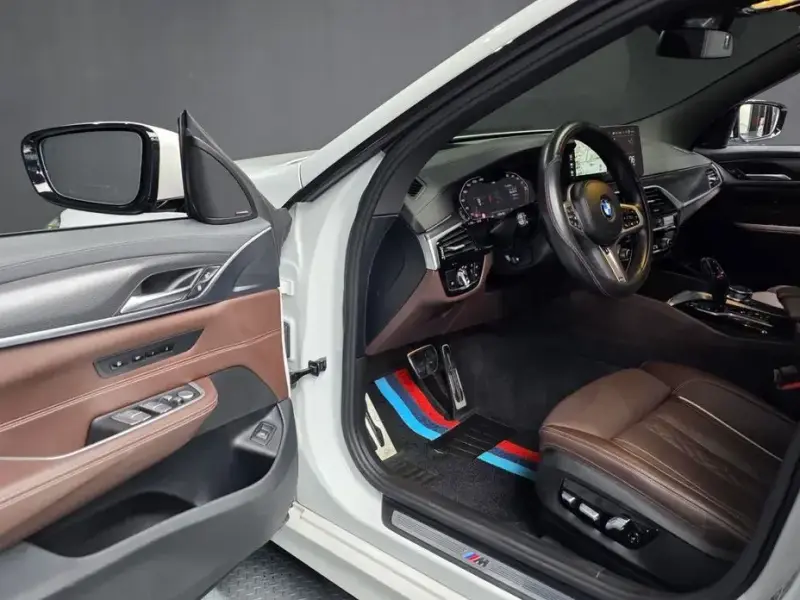 2022 BMW 6 серии с пробегом 62 898 км
