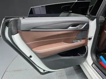 2022 BMW 6 серии с пробегом 62 898 км