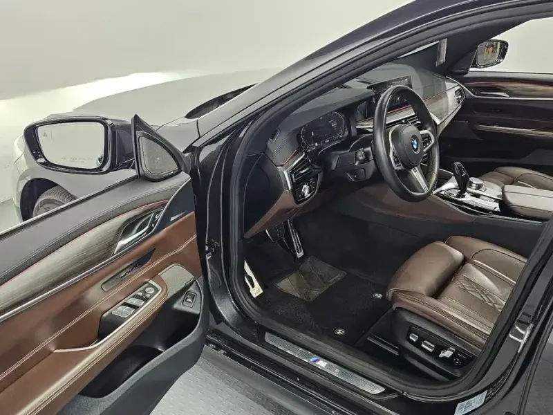 2020 BMW 6 серии с пробегом 56 715 км