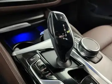 2023 BMW 6 серии с пробегом 40 182 км