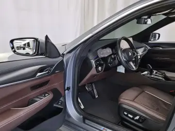2023 BMW 6 серии с пробегом 40 182 км