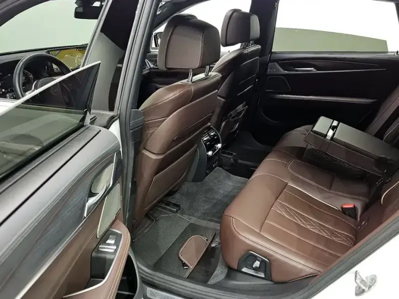 2022 BMW 6 серии с пробегом 59 540 км