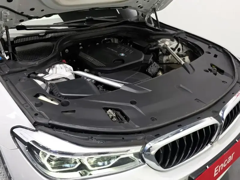2020 BMW 6 серии с пробегом 64 090 км