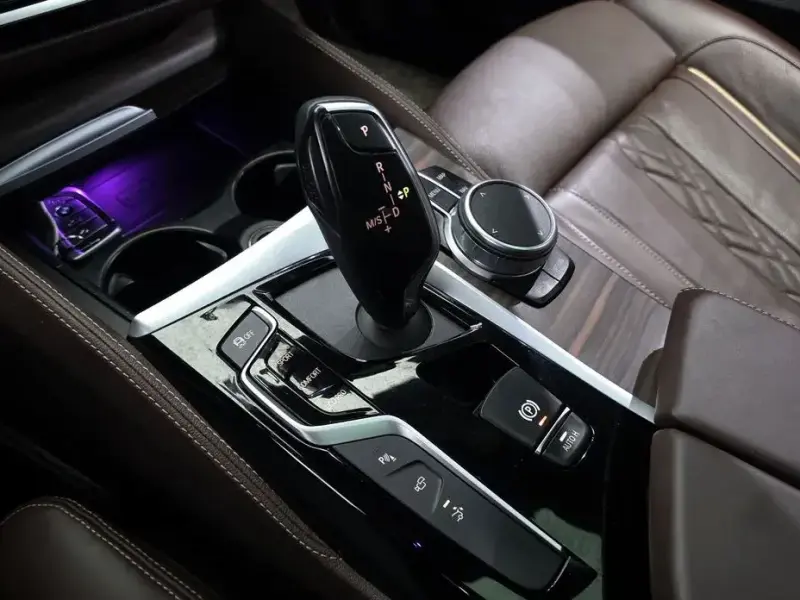 2020 BMW 6 серии с пробегом 64 090 км