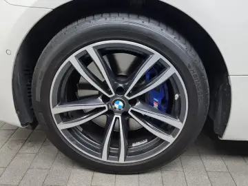 2022 BMW 6 серии с пробегом 60 475 км