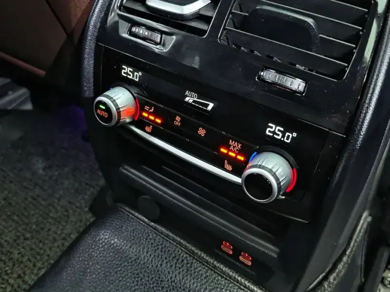 2020 BMW 6 серии с пробегом 64 090 км