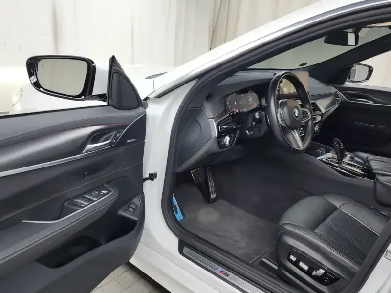2022 BMW 6 серии с пробегом 60 475 км