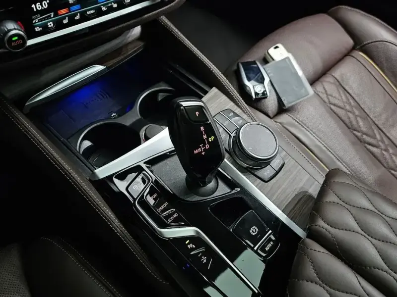 2023 BMW 6 серии с пробегом 41 277 км