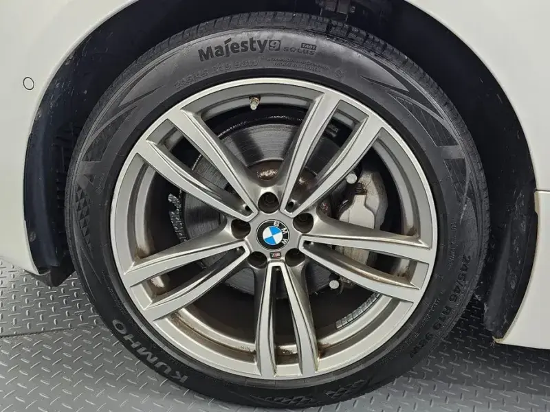 2020 BMW 6 серии с пробегом 52 781 км