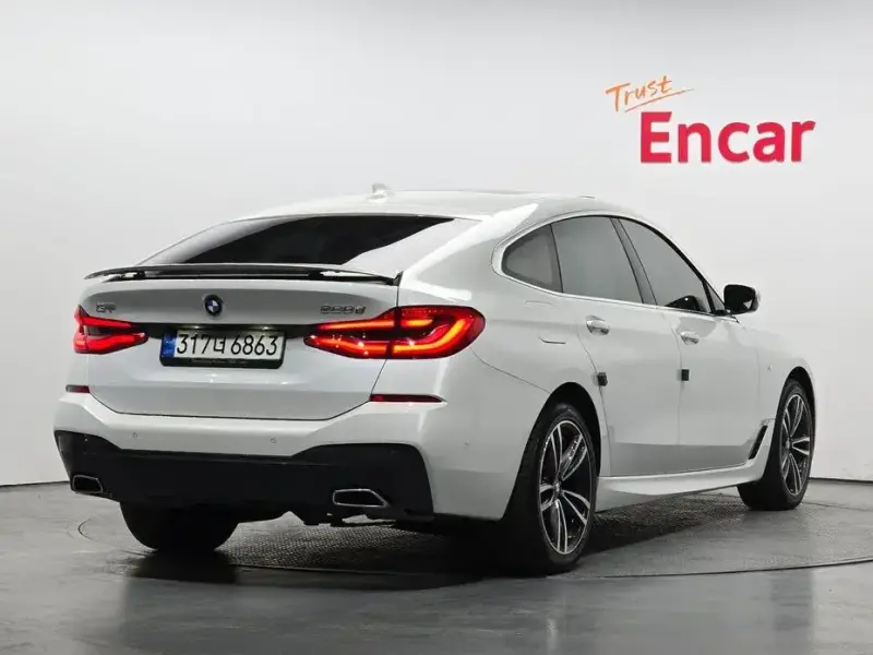 2022 BMW 6 серии с пробегом 49 411 км