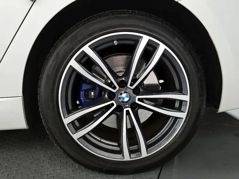 2022 BMW 6 серии с пробегом 49 411 км