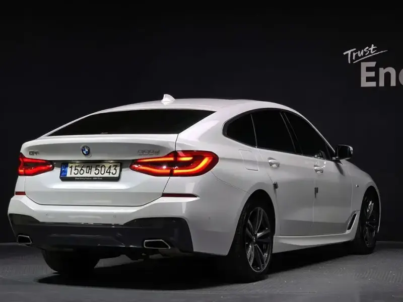 2022 BMW 6 серии с пробегом 92 871 км