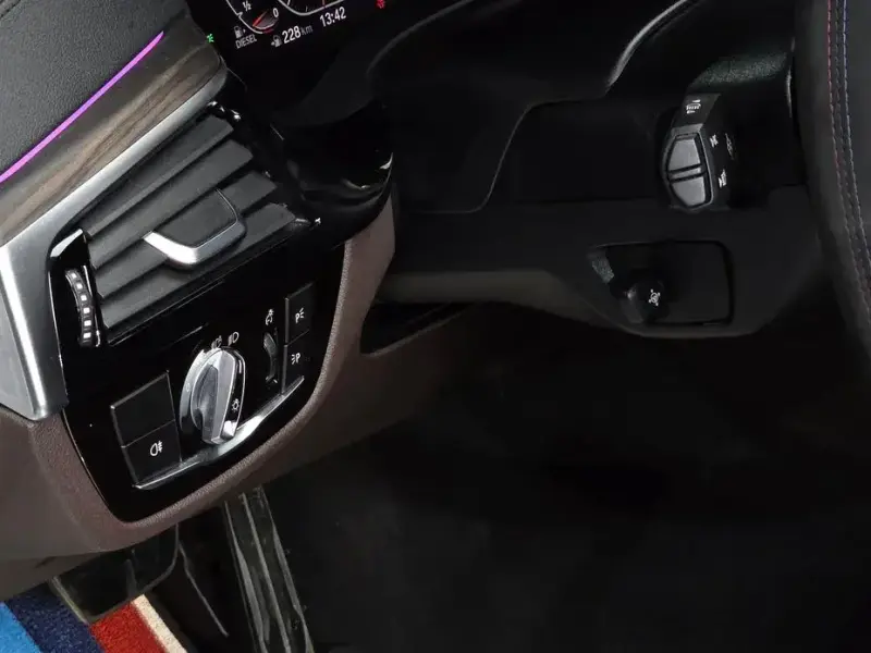 2020 BMW 6 серии с пробегом 82 261 км
