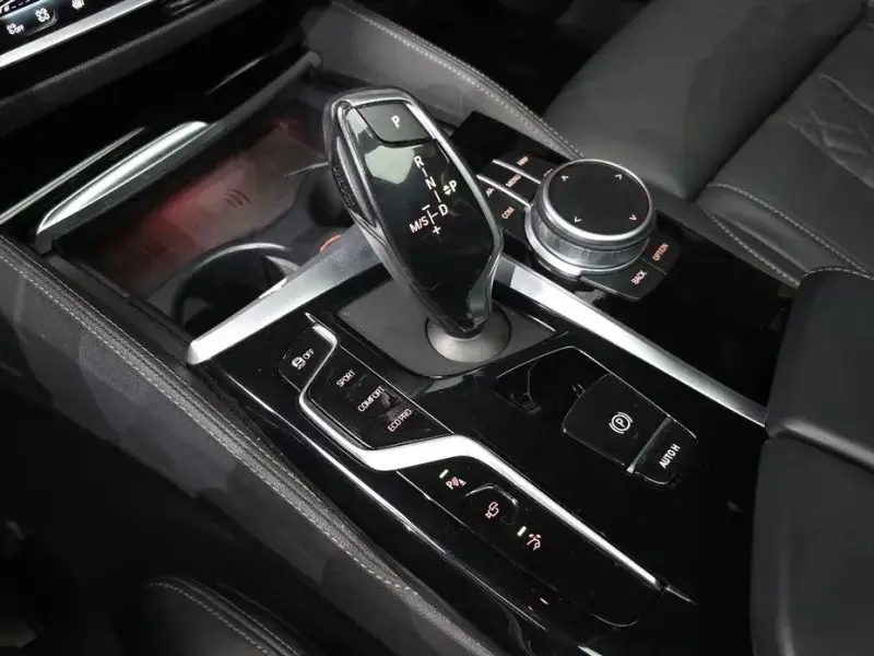 2021 BMW 6 серии с пробегом 143 130 км