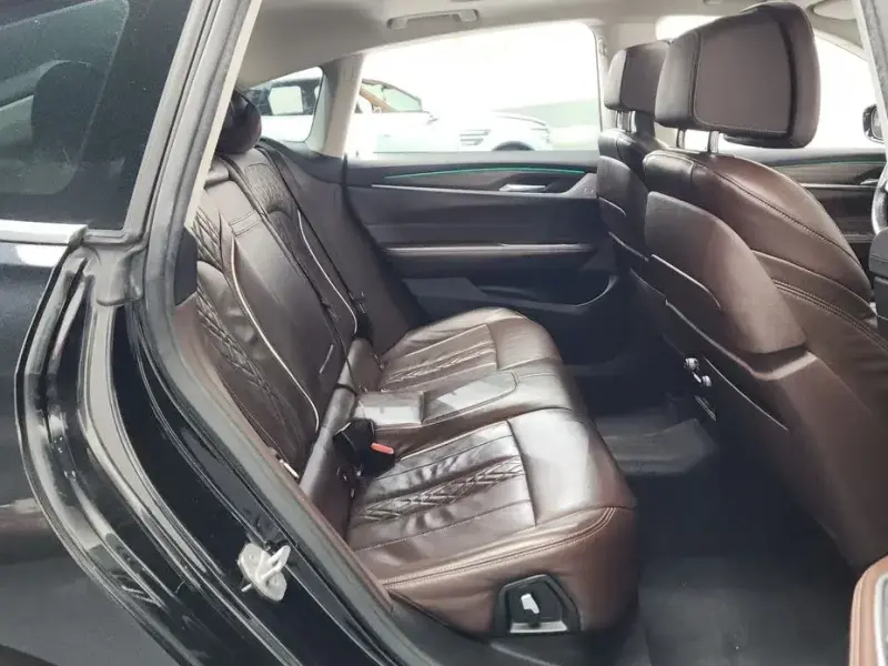 2020 BMW 6 серии с пробегом 104 398 км