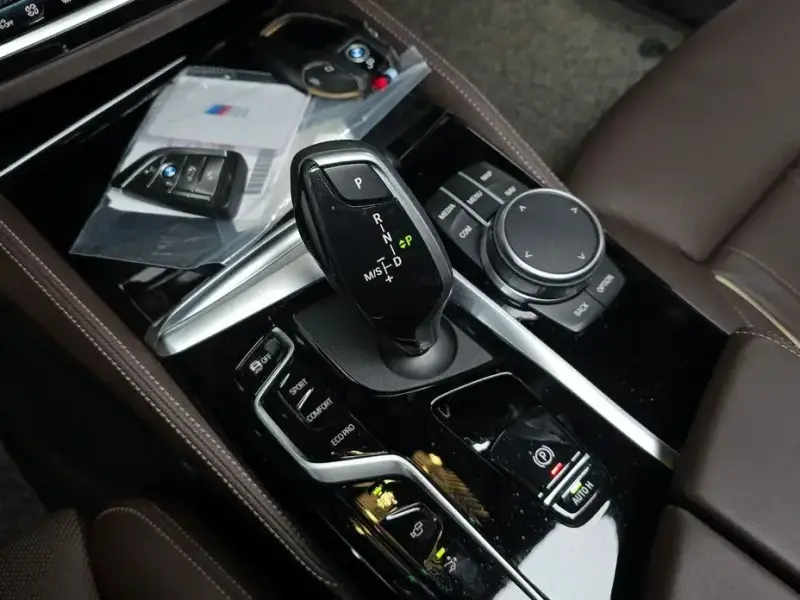 2021 BMW 6 серии с пробегом 50 323 км