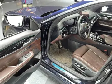 2021 BMW 6 серии с пробегом 50 323 км