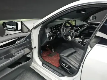 2020 BMW 6 серии с пробегом 111 774 км