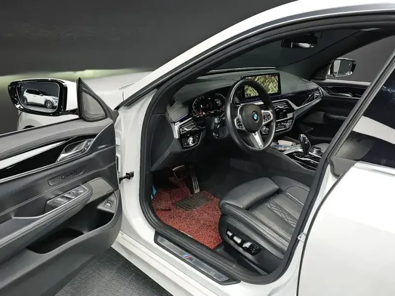 2020 BMW 6 серии с пробегом 111 774 км