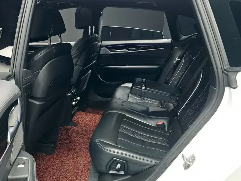 2020 BMW 6 серии с пробегом 111 774 км
