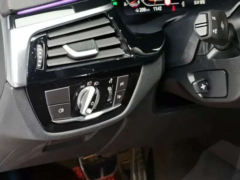 2020 BMW 6 серии с пробегом 111 774 км