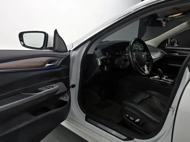 2018 BMW 6 серии с пробегом 56 689 км